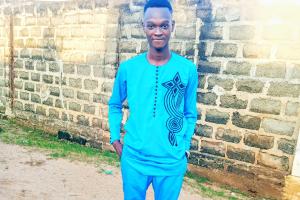 Gilles aus Benin sucht eine Stelle als AuPair